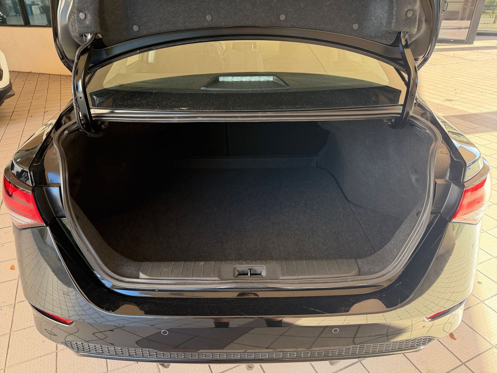 Used 2025 Nissan Sentra S image 24