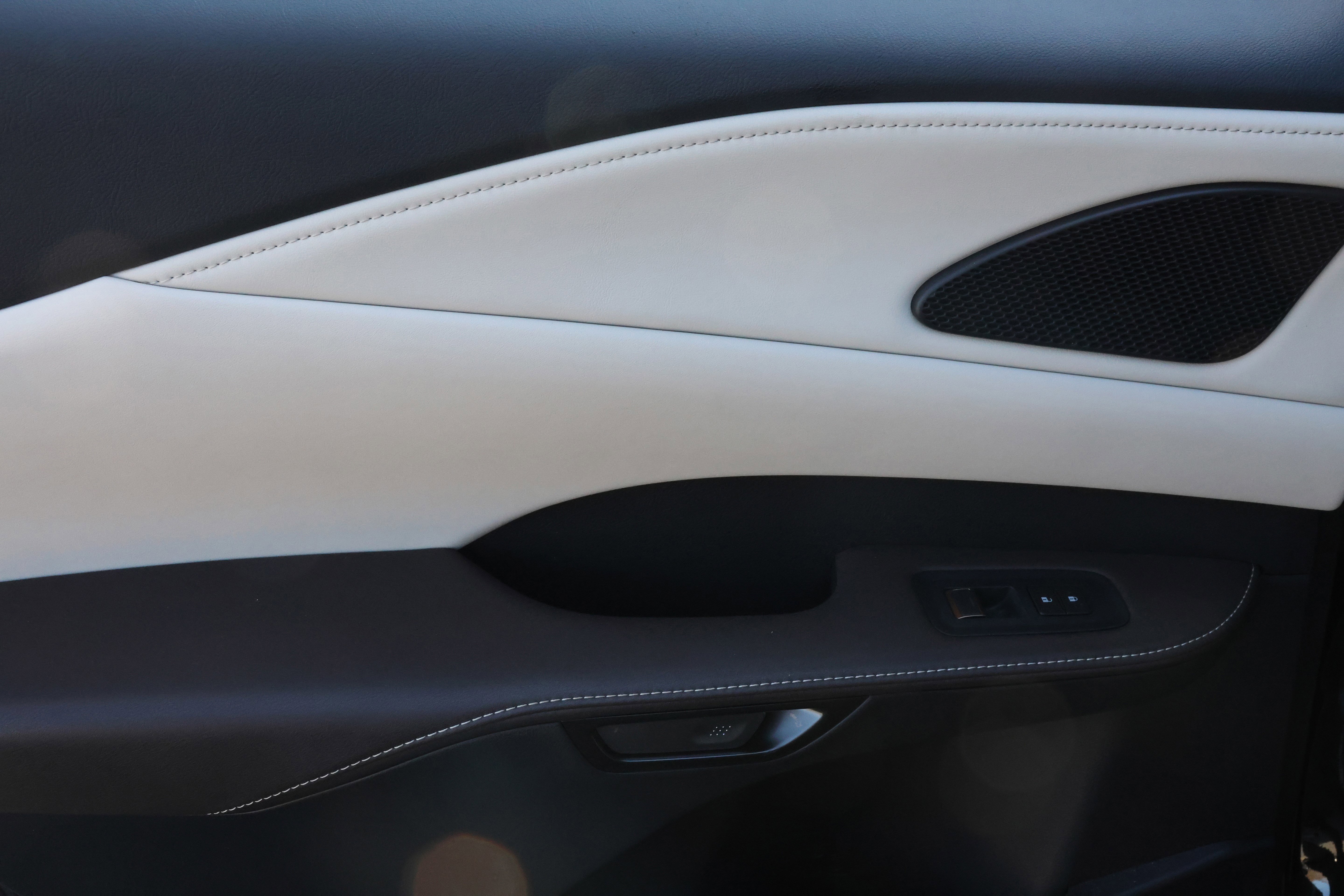 Certified 2025 Lexus RX 350 Premium Plus image 35