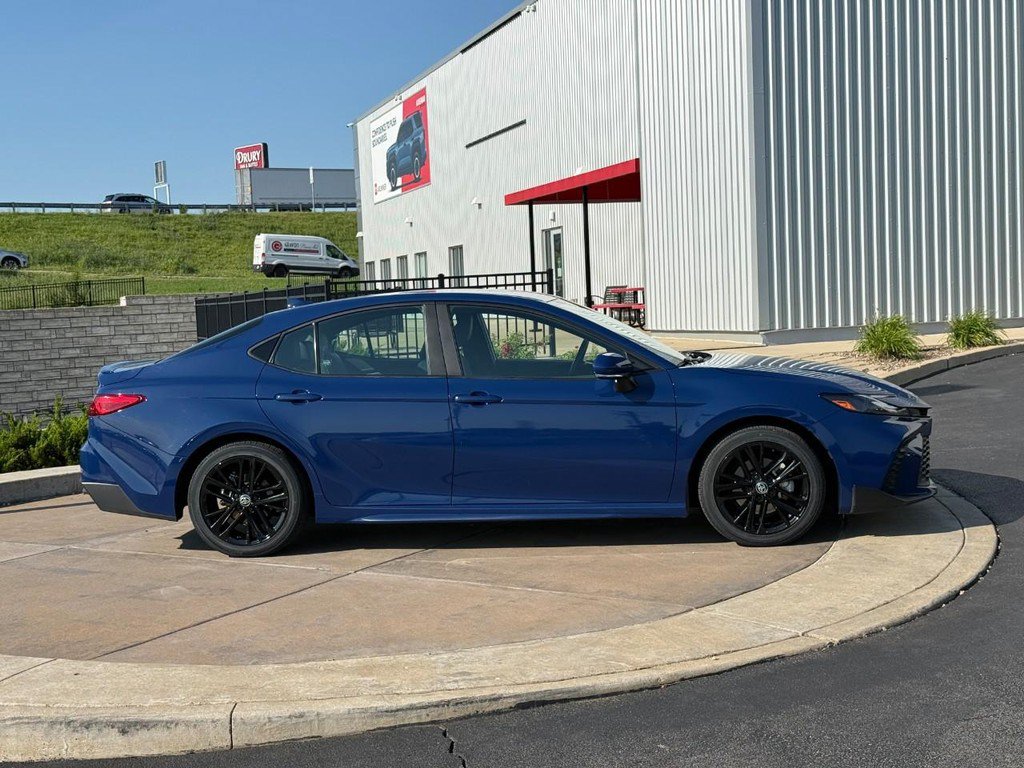 Certified 2025 Toyota Camry SE FWD video 2