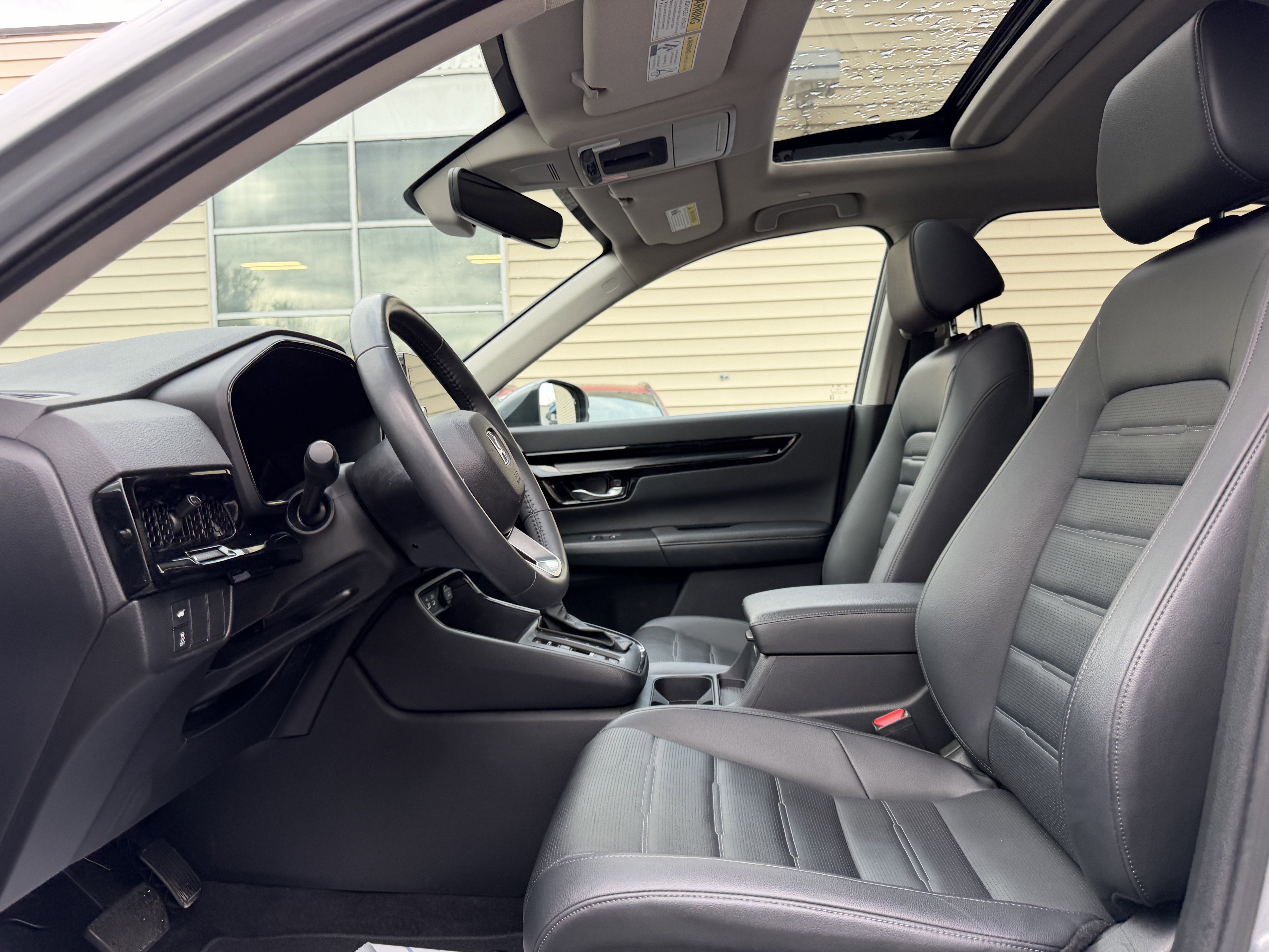 Used 2024 Honda CR-V EX-L image 14