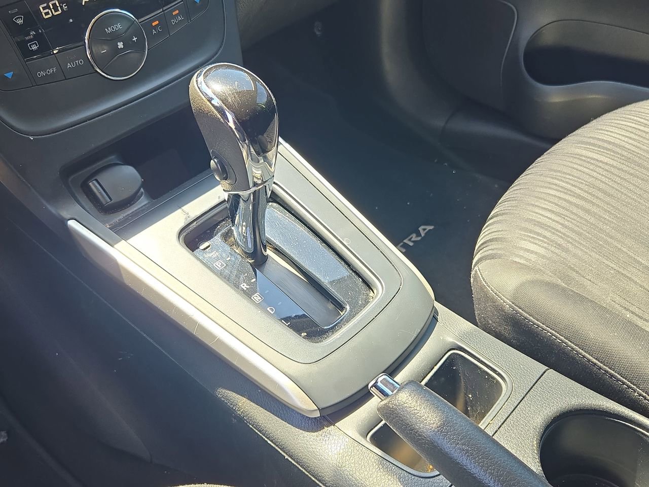 Used 2019 Nissan Sentra SV FWD image 13