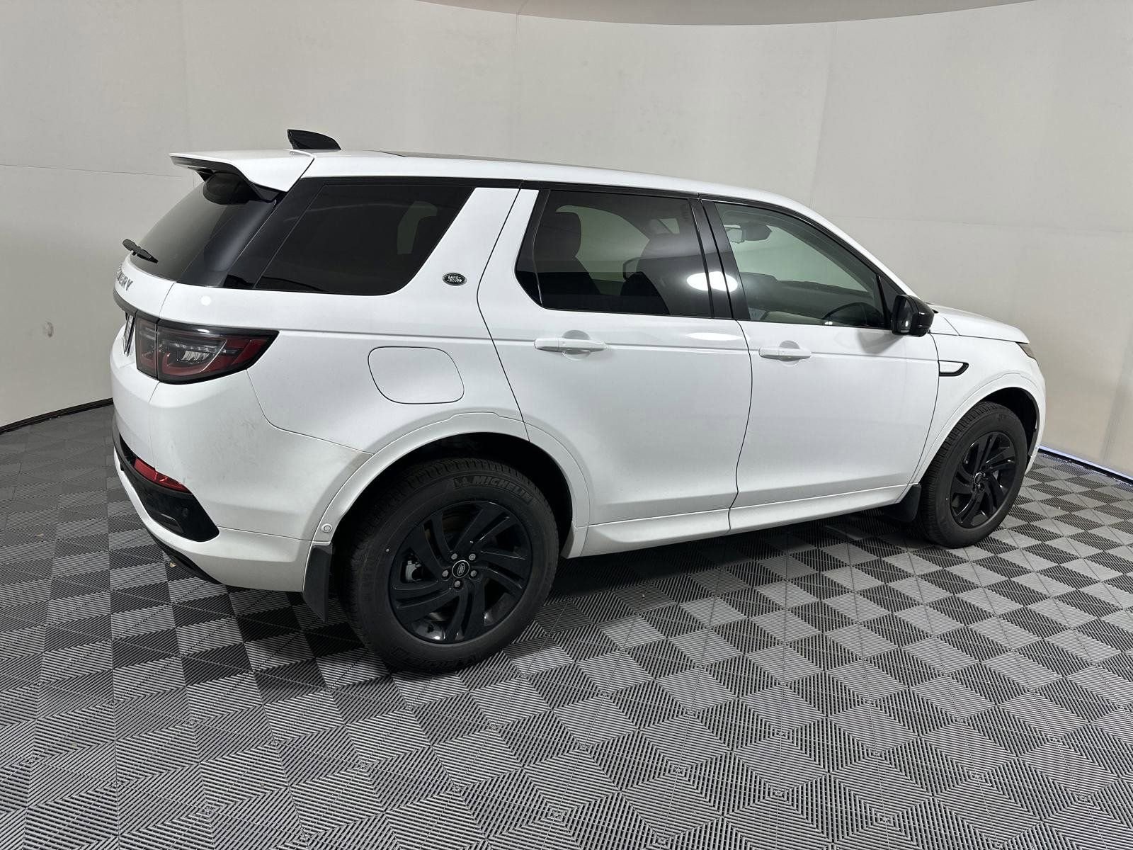 Certified 2025 Land Rover Discovery Sport S AWD/4WD image 22