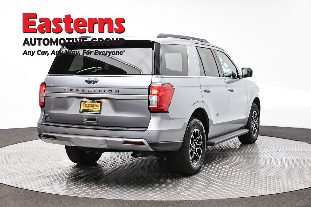 Used 2024 Ford Expedition XLT image 5