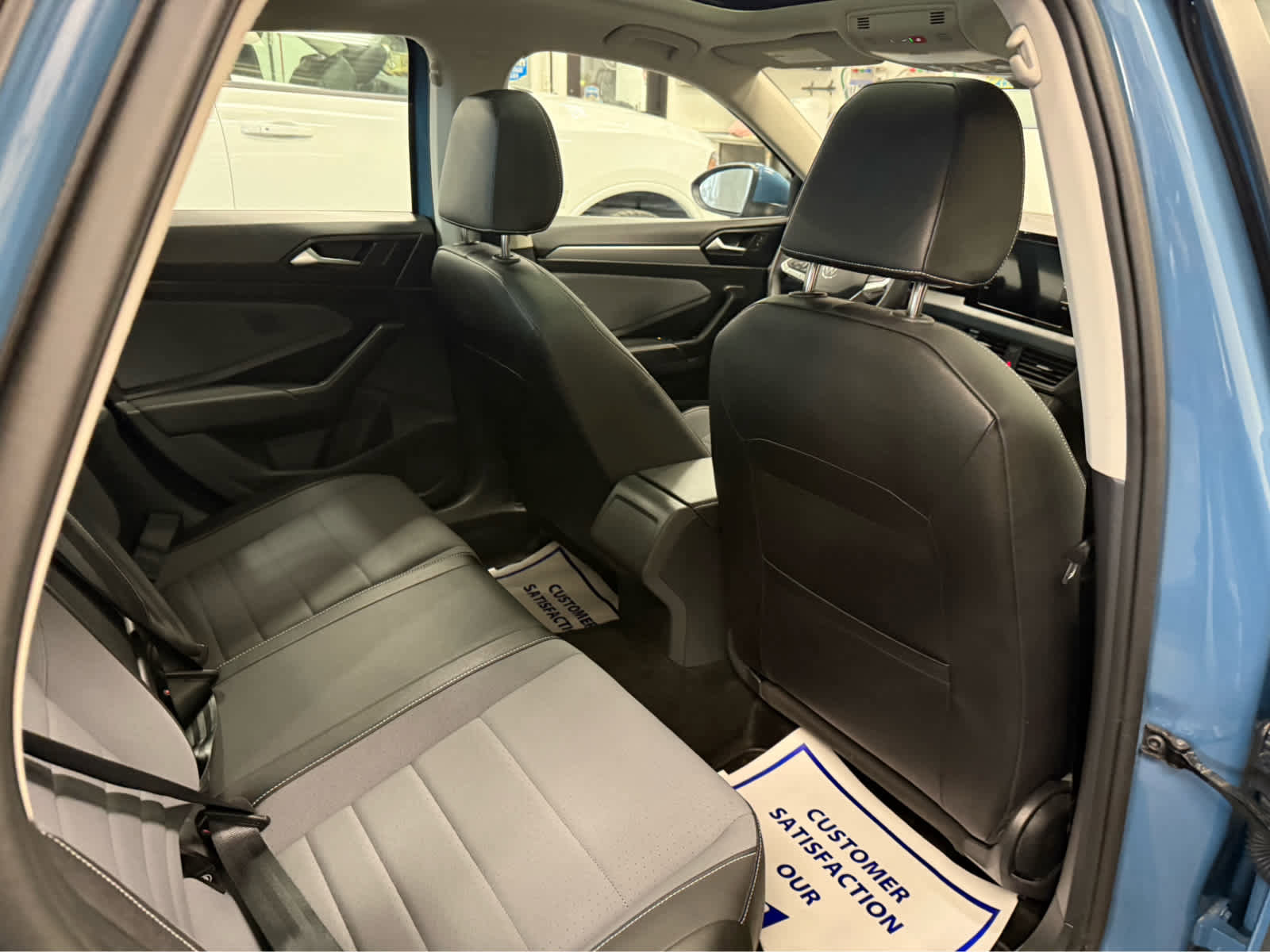 Used 2025 Volkswagen Jetta SE image 15