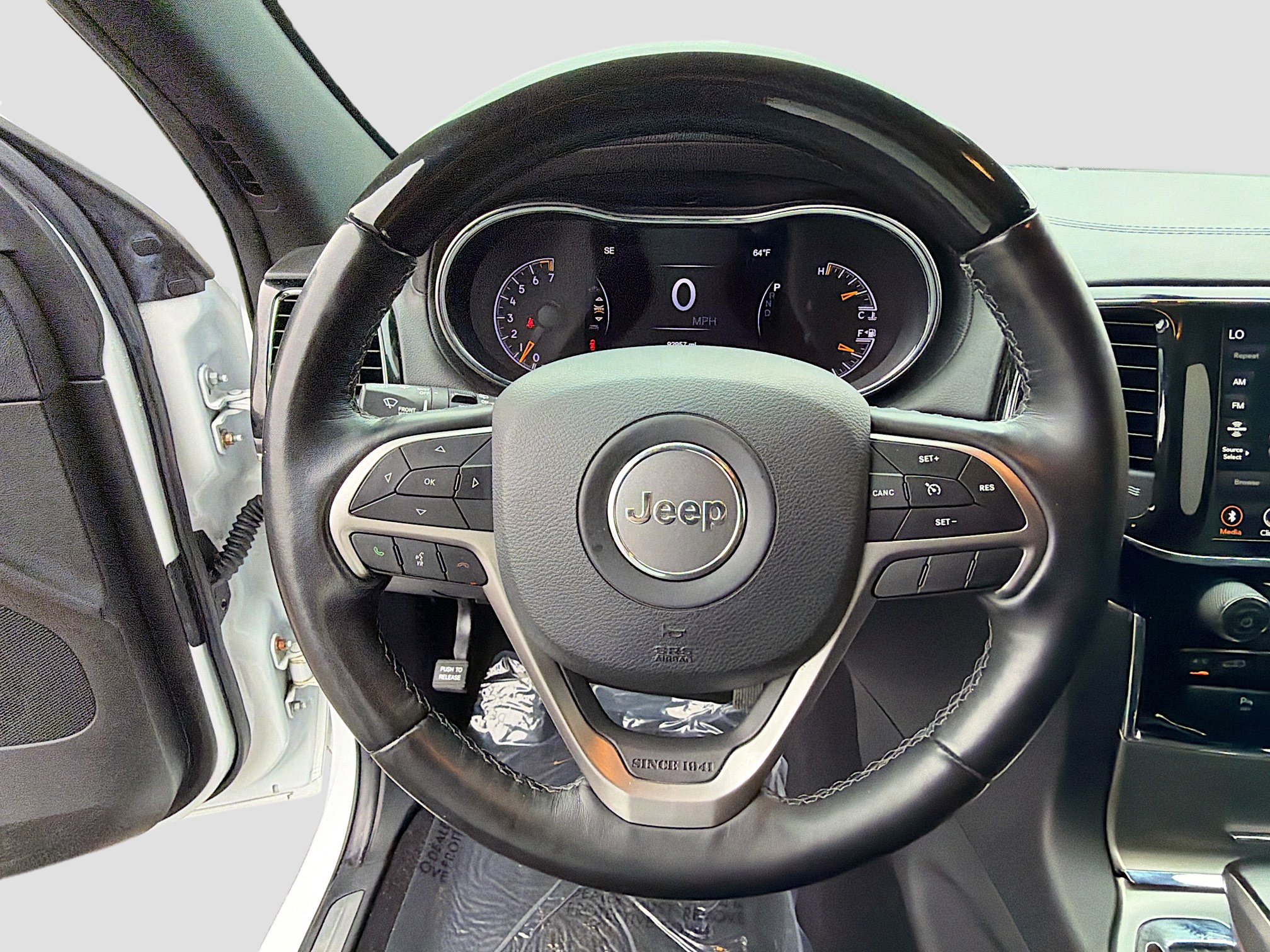 Used 2020 Jeep Grand Cherokee Overland image 37