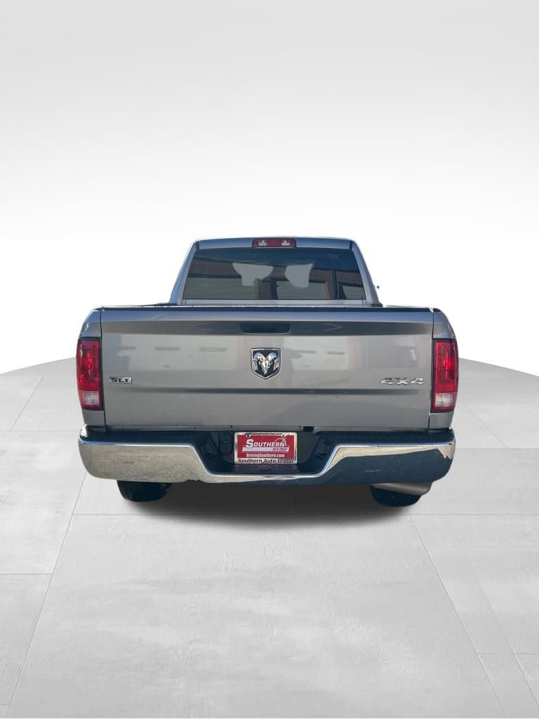 Used 2024 RAM 1500 Classic SLT image 7