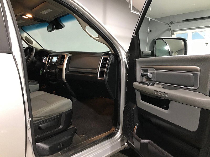 Used 2015 RAM 1500 Classic SLT image 12