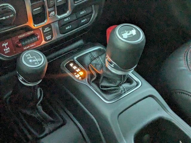 New 2025 Jeep Wrangler Unlimited Rubicon w/ Safety Group image 12
