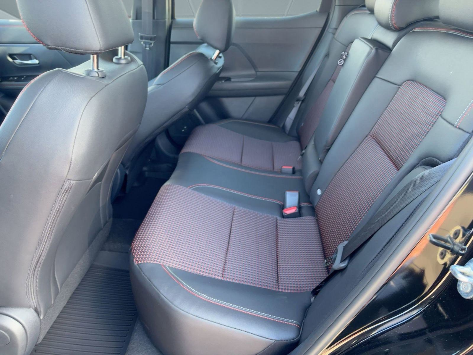 New 2026 Nissan Kicks SR w/ Cold Weather Package image 15