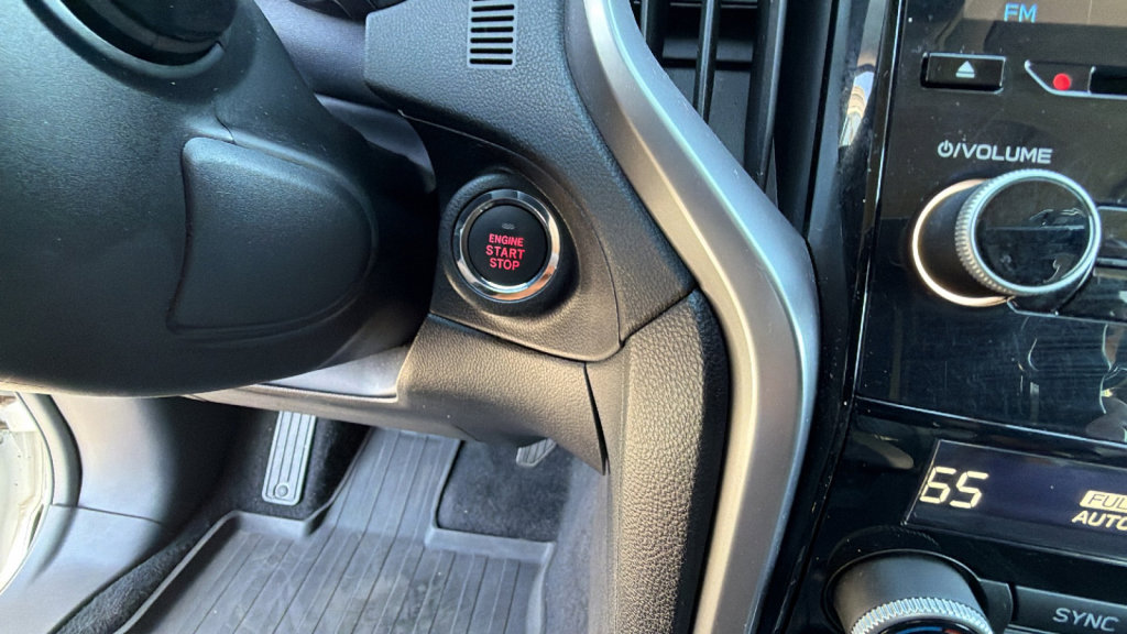 Used 2022 Subaru Ascent Limited w/ Technology Package image 17