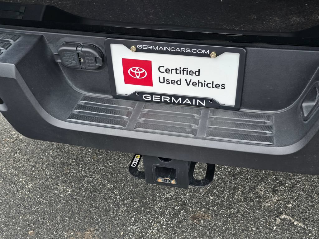 Certified 2024 Toyota Tacoma SR5 AWD/4WD image 18