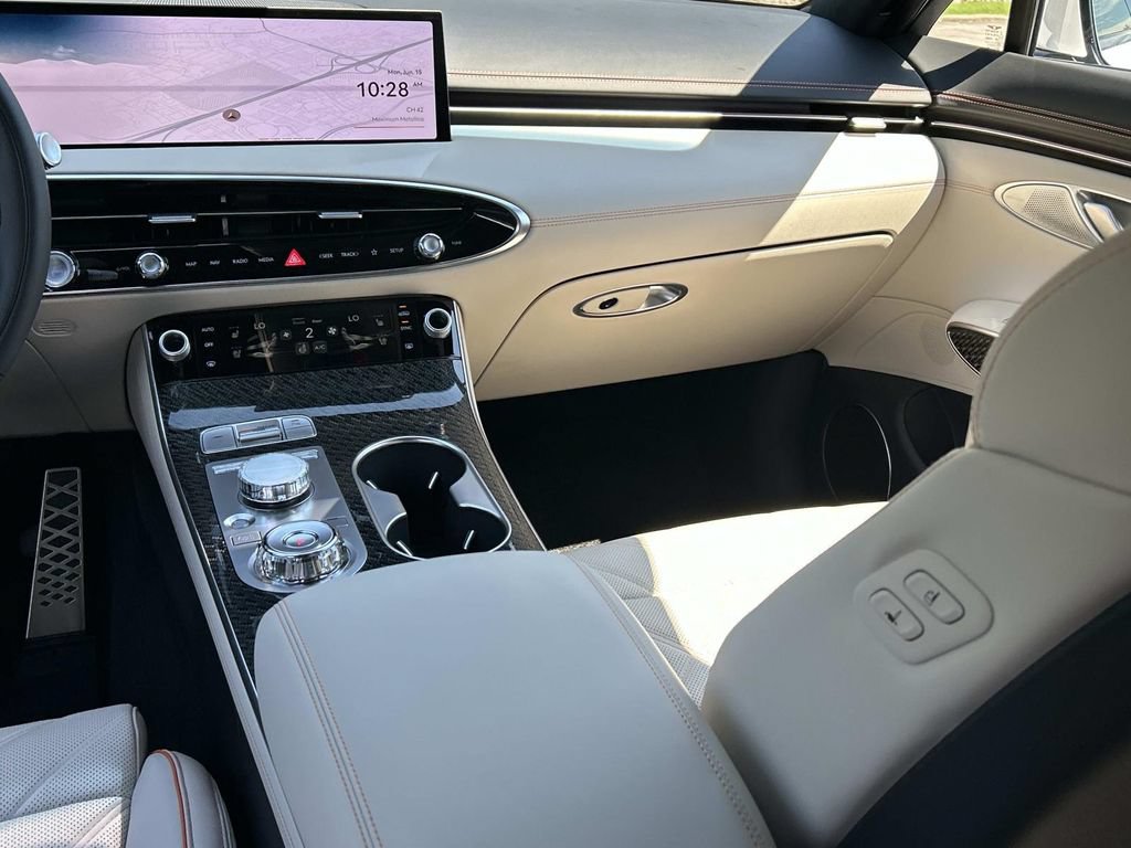 New 2026 Genesis GV70 3.5T Sport Prestige AWD/4WD image 25