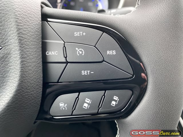 New 2026 Chrysler Pacifica Select w/ S Appearance Package FWD image 19