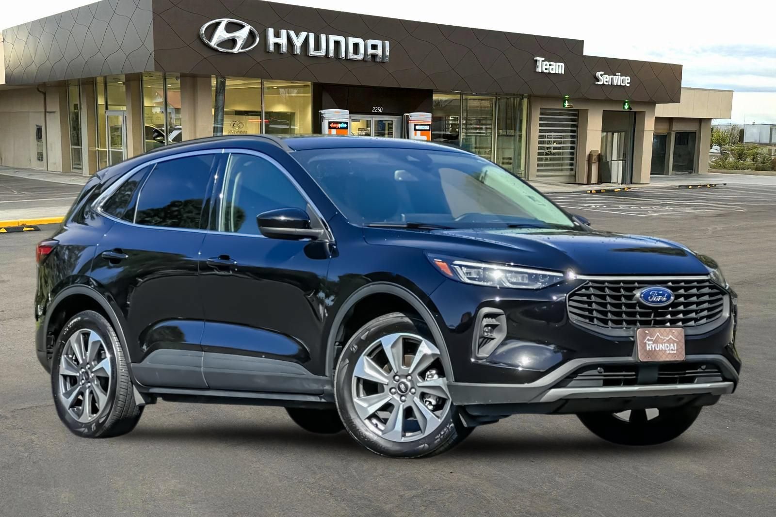 Used 2025 Ford Escape Platinum AWD/4WD video 2