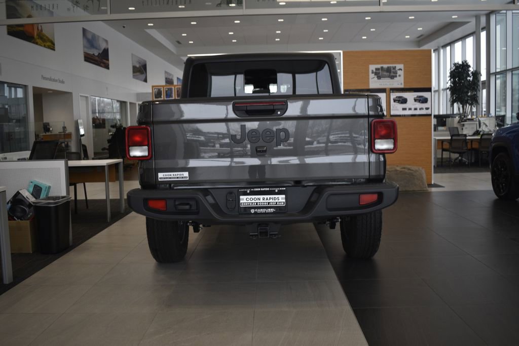 New 2025 Jeep Gladiator Sport image 9