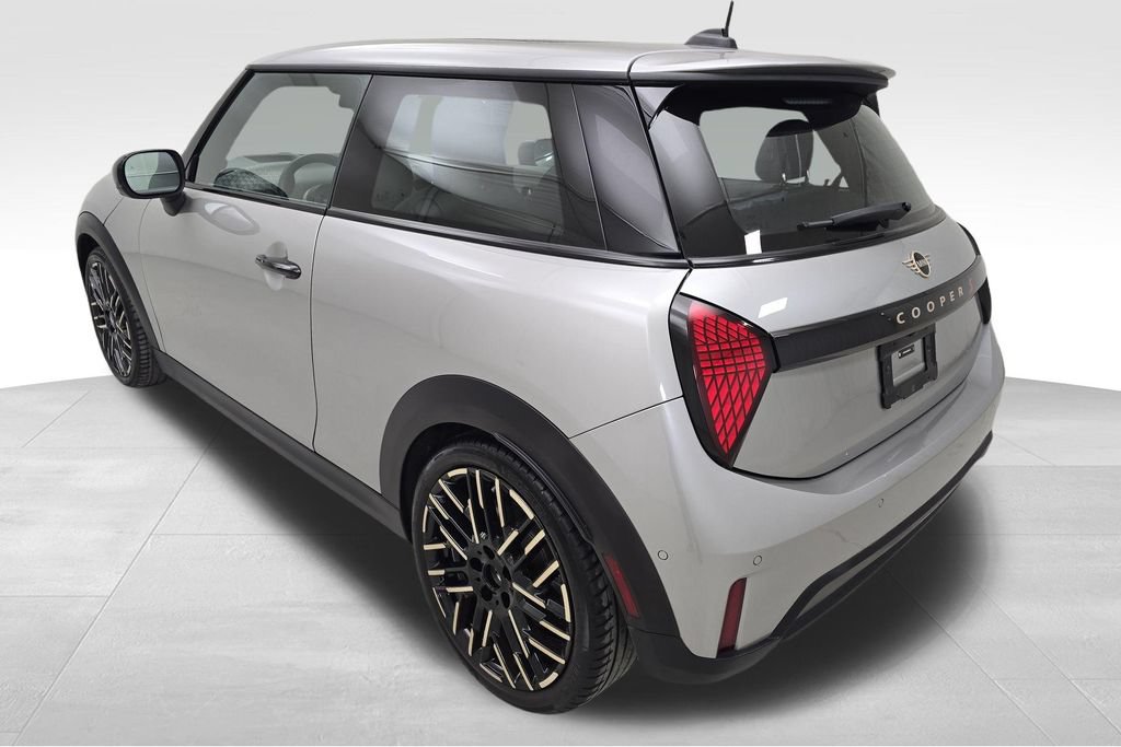 Certified 2025 MINI Cooper S FWD image 7