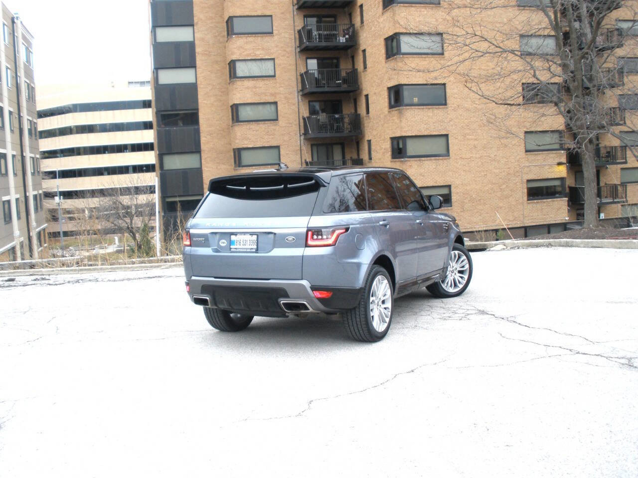 Used 2020 Land Rover Range Rover Sport HSE AWD/4WD image 18