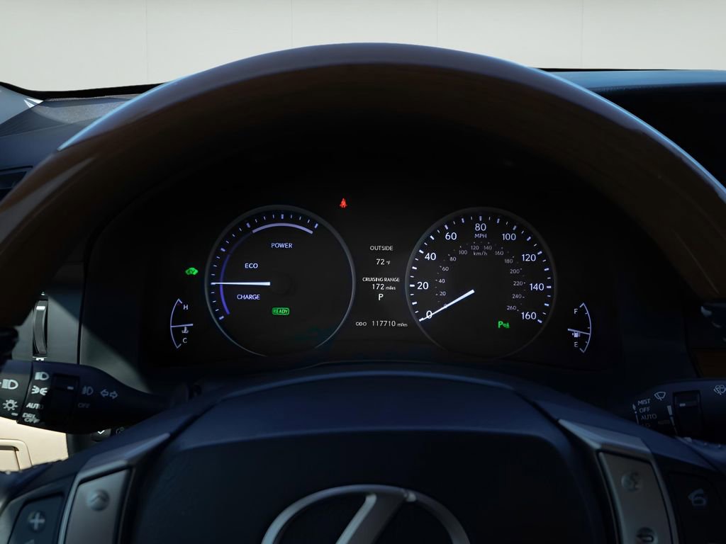 Used 2013 Lexus ES 300h w/ Luxury Pkg image 35