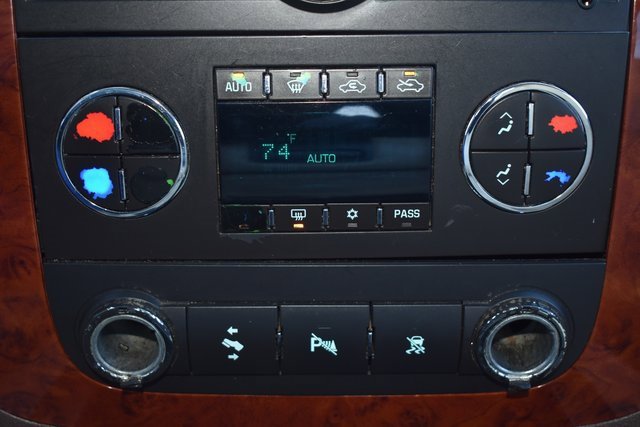 Used 2010 Chevrolet Silverado 1500 LTZ w/ Convenience Package image 23