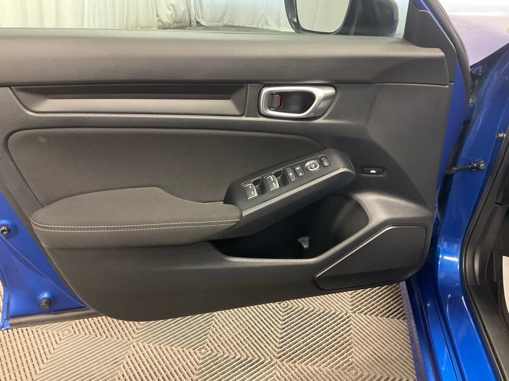 Used 2023 Honda Civic Sport image 12