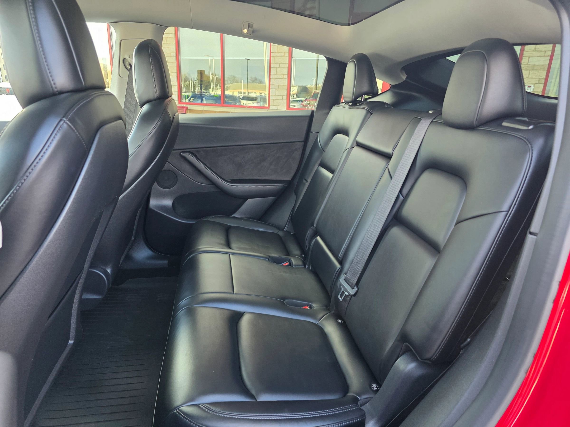 Used 2021 Tesla Model Y Long Range image 13