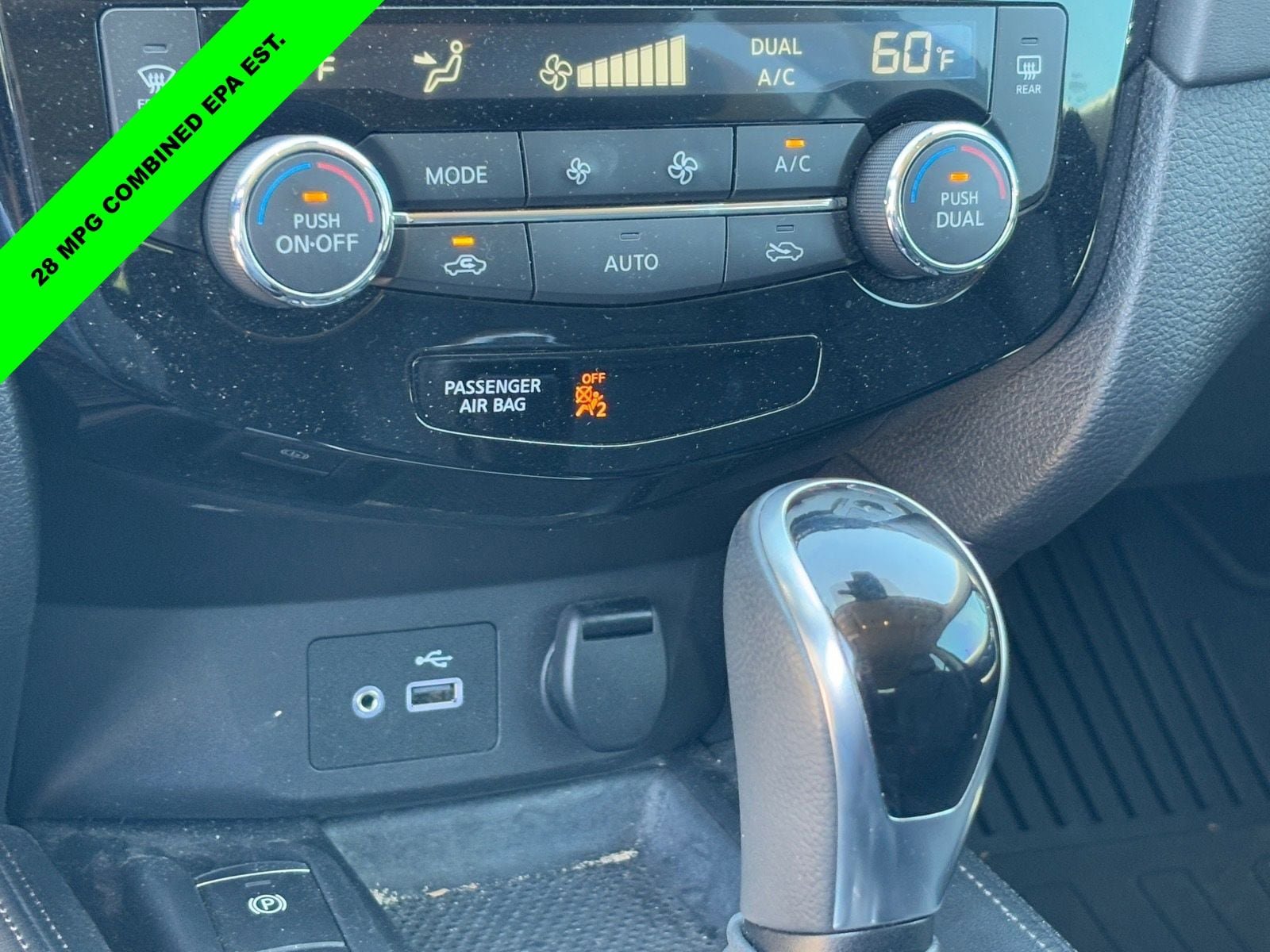 Certified 2020 Nissan Rogue SL w/ Premium Package FWD image 26