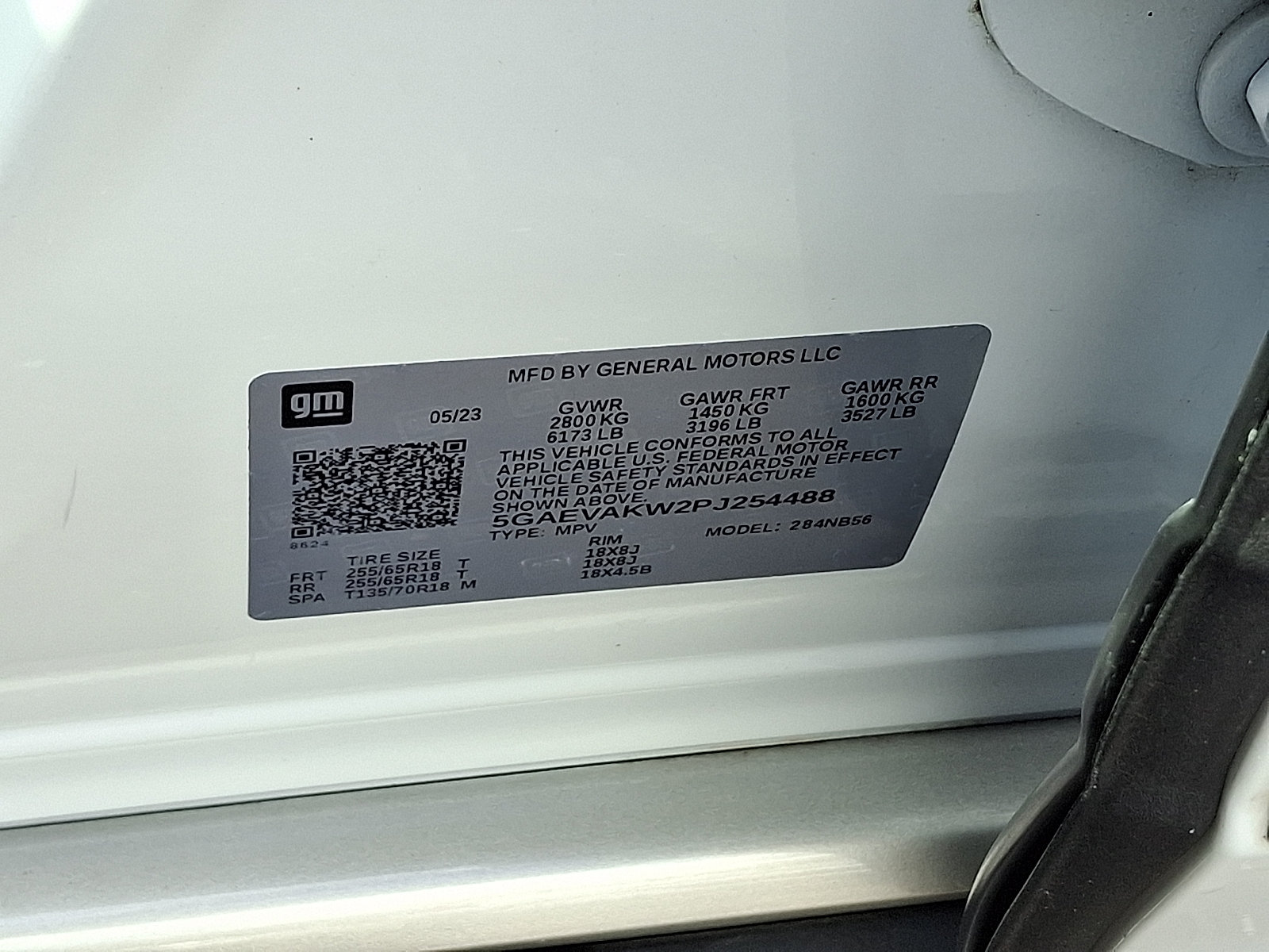 Used 2023 Buick Enclave Essence AWD/4WD image 26