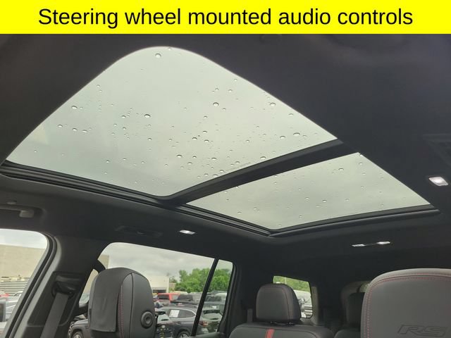 Used 2025 Chevrolet Traverse RS w/ LPO, Floor Liner Package AWD/4WD image 25