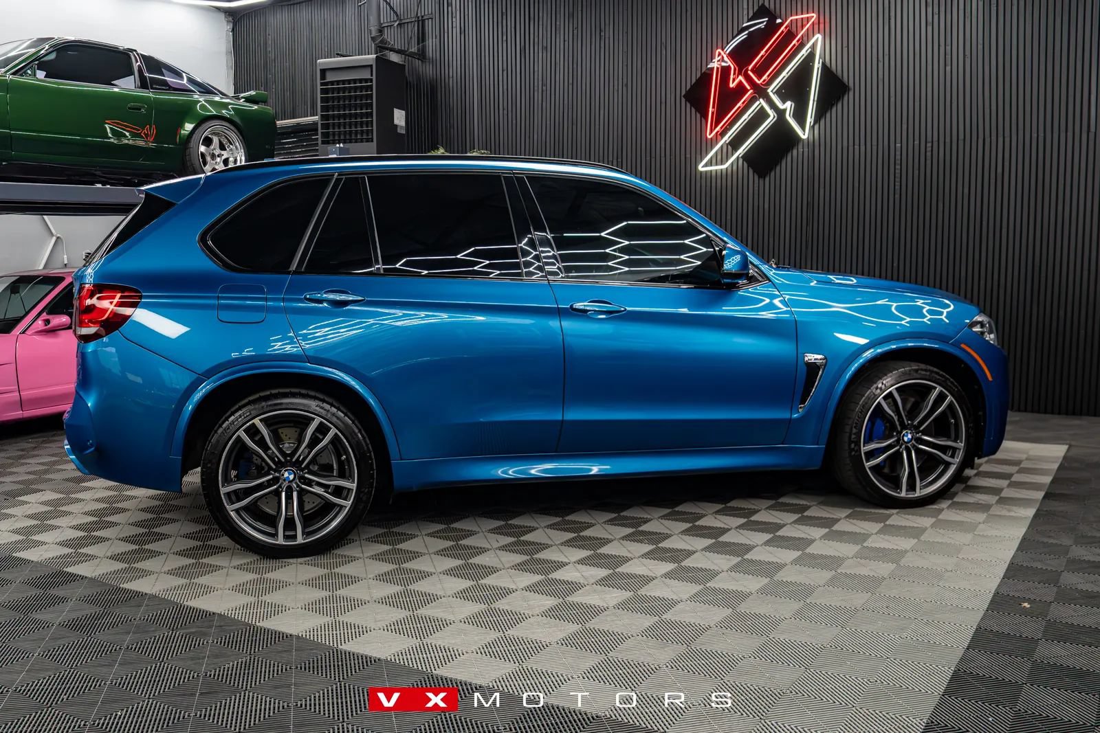 Used 2017 BMW X5 M AWD/4WD image 19