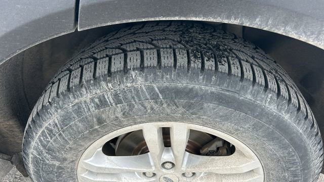 Used 2020 Ford Explorer XLT w/ Comfort Package image 10