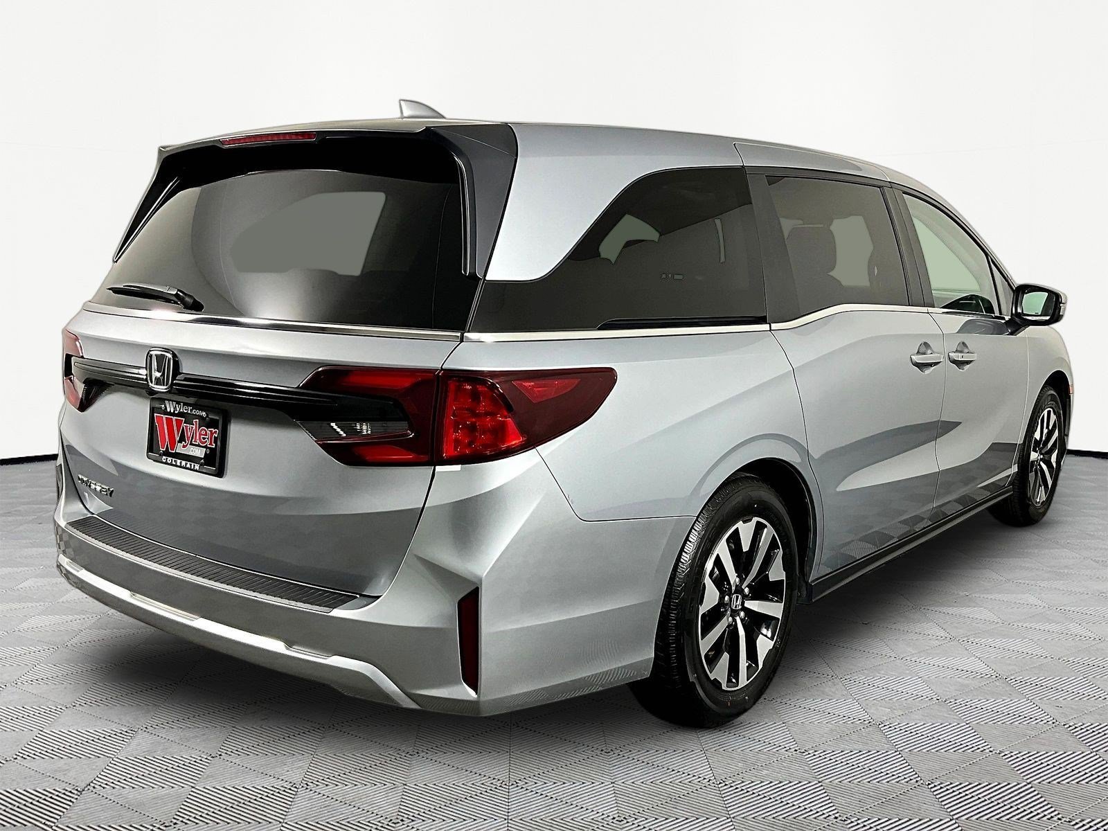 Used 2025 Honda Odyssey EX-L image 6