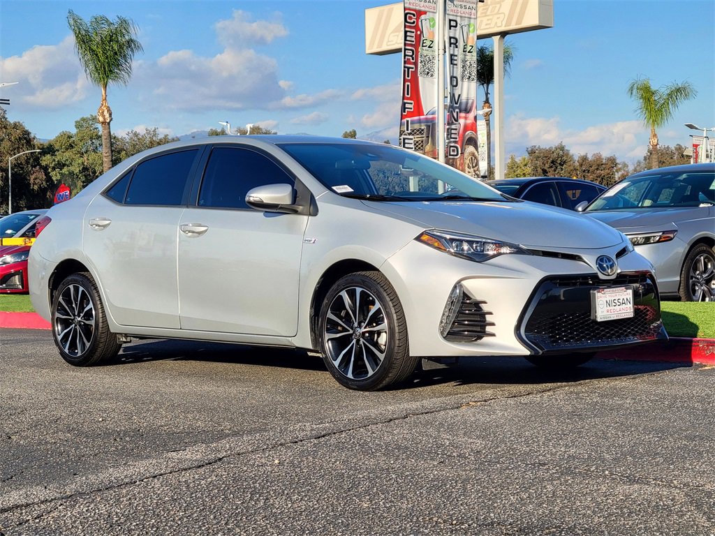Used 2018 Toyota Corolla SE image 31