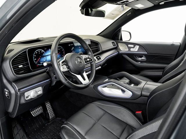 Used 2021 Mercedes-Benz GLS 580 4MATIC image 4