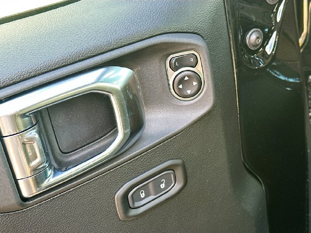 New 2026 Jeep Gladiator Sport AWD/4WD image 17