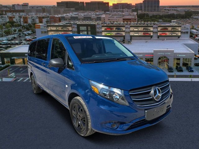 Used 2023 Mercedes-Benz Metris Passenger image 1