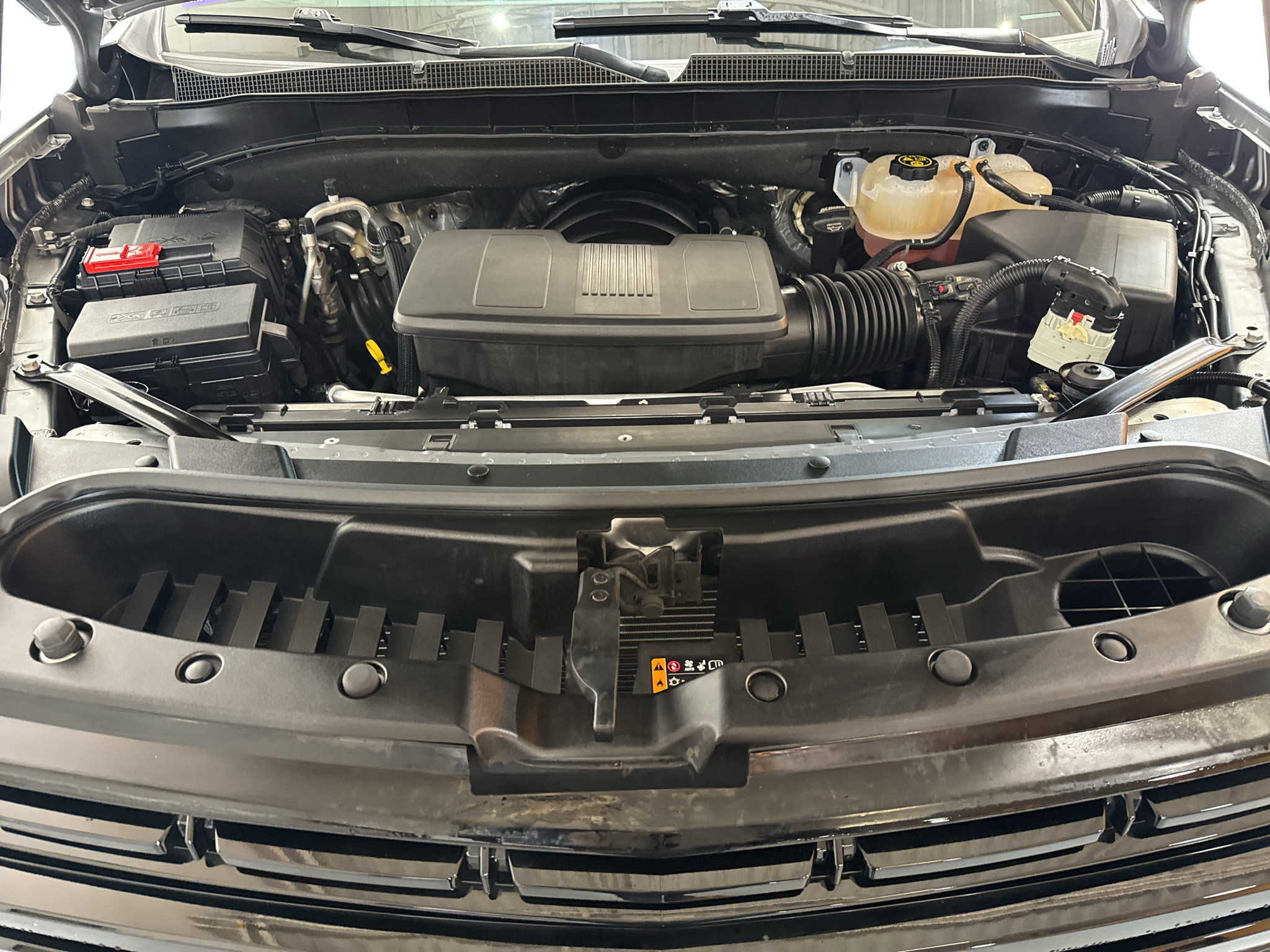 Used 2023 Chevrolet Tahoe RST w/ Sport Performance Package AWD/4WD image 39