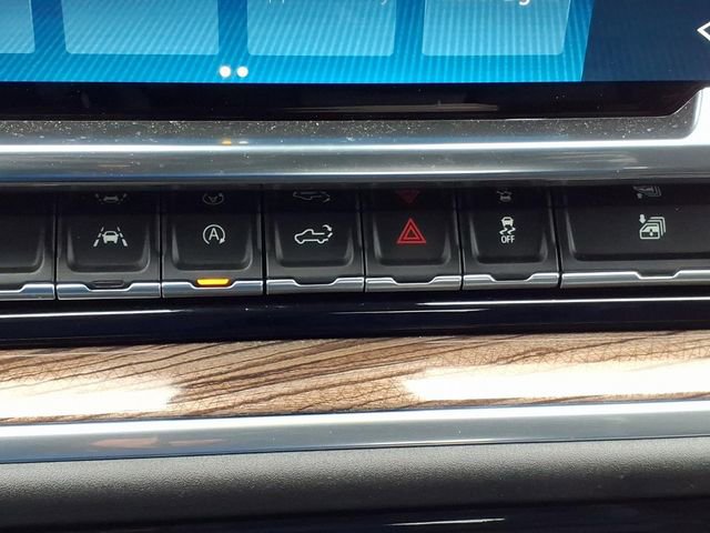 Used 2025 Chevrolet Silverado 1500 LT image 24