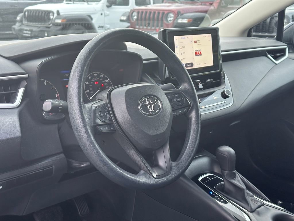 Used 2023 Toyota Corolla LE FWD image 19
