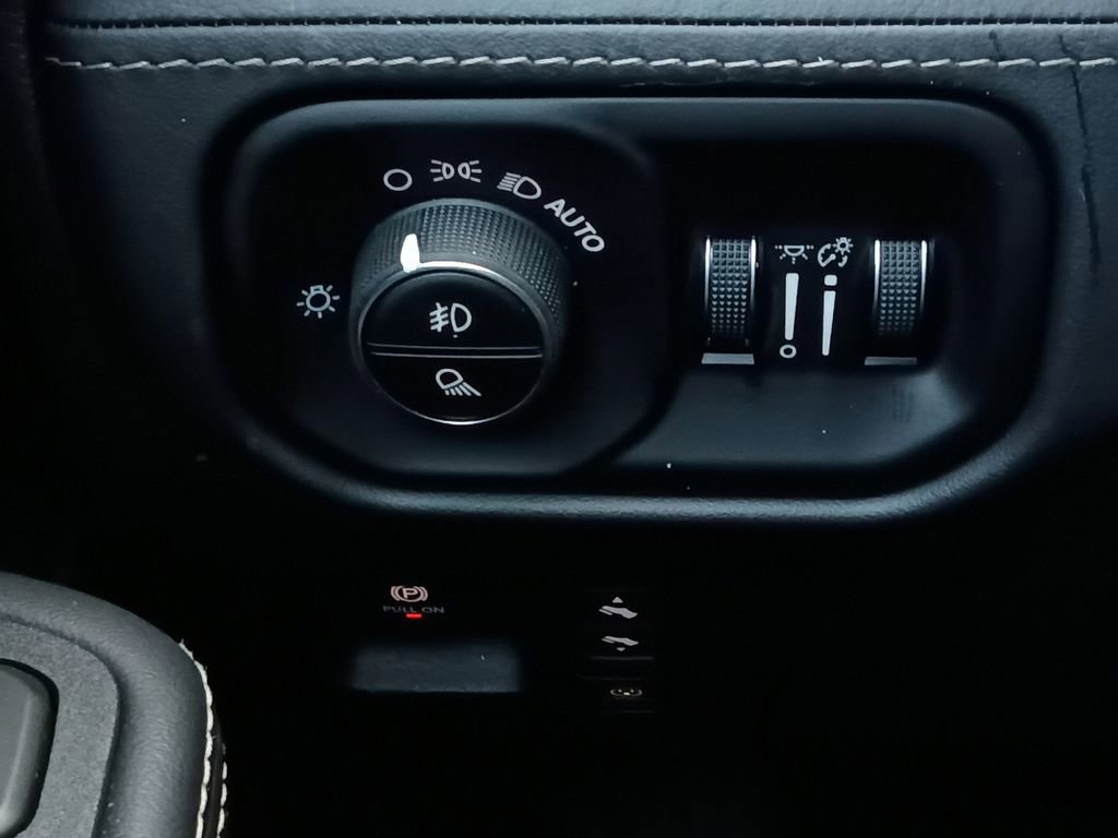 New 2026 RAM 1500 Limited AWD/4WD image 12