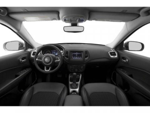 Used 2018 Jeep Compass Latitude image 11