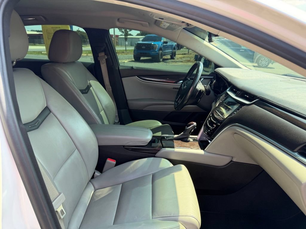 Used 2017 Cadillac XTS Luxury FWD image 30