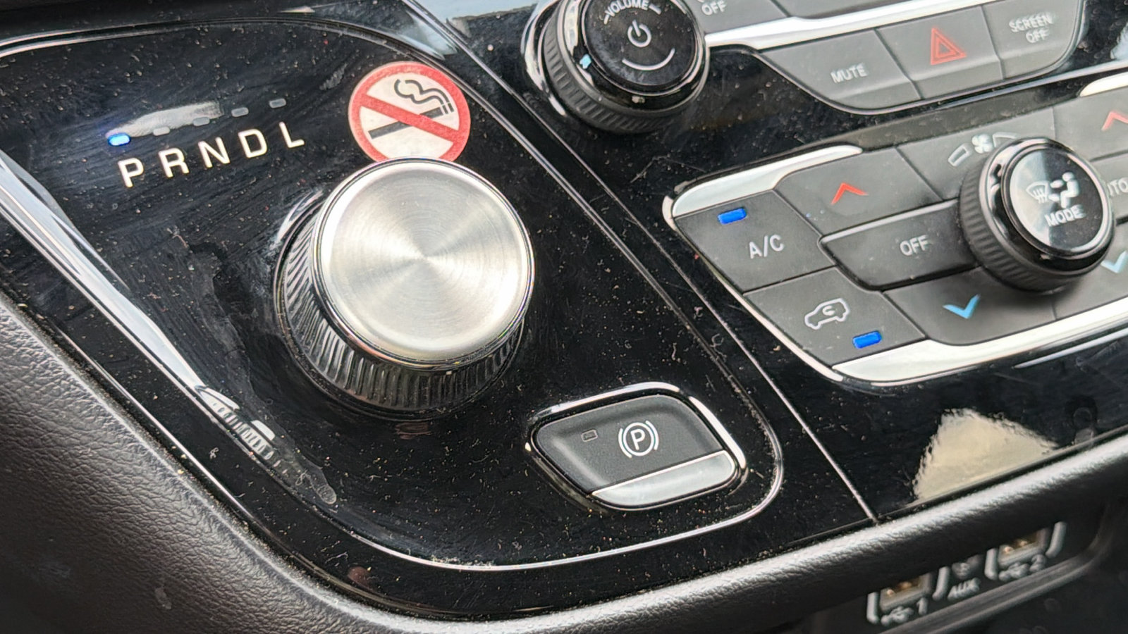 Used 2025 Chrysler Pacifica Select FWD image 30