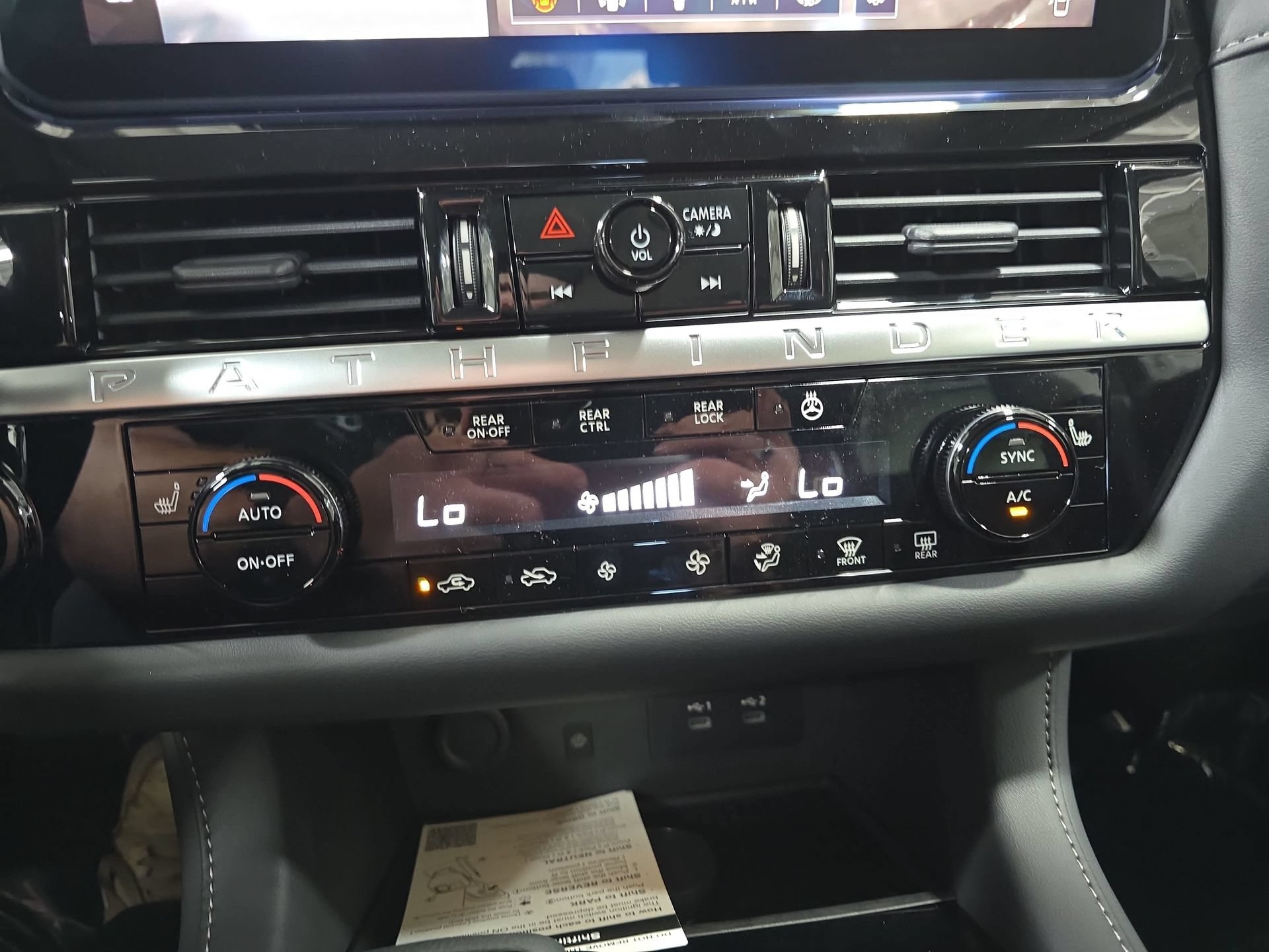 New 2026 Nissan Pathfinder SL FWD image 24