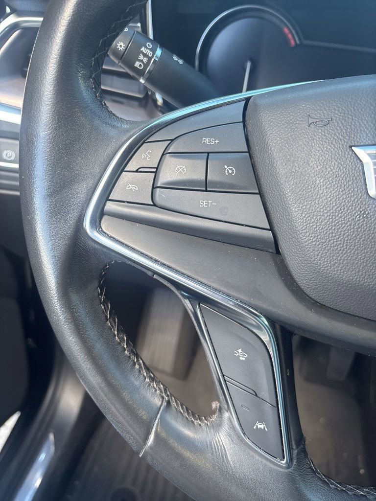 Used 2023 Cadillac XT5 Luxury image 12