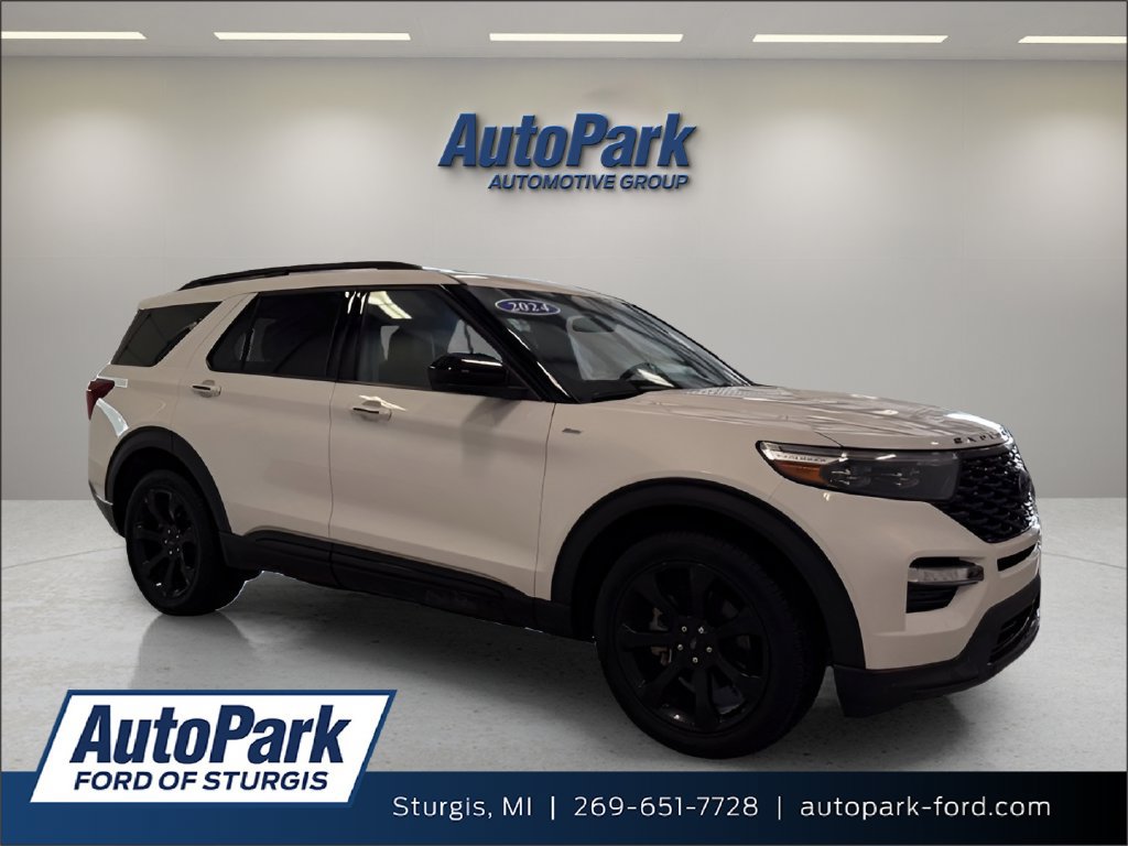 Certified 2024 Ford Explorer ST-Line w/ Class IV Trailer Tow Package AWD/4WD image 1