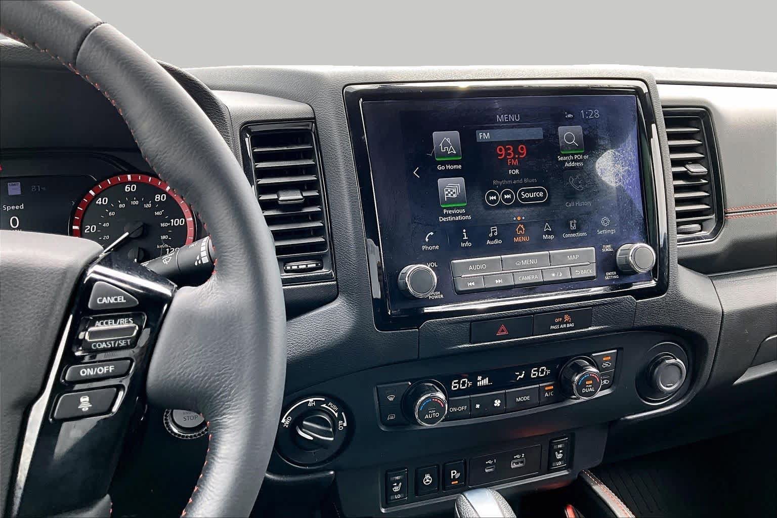 Used 2022 Nissan Frontier PRO-4X AWD/4WD image 7