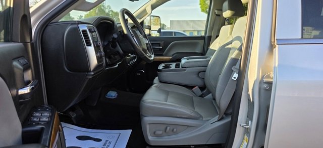 Used 2015 Chevrolet Silverado 3500 LTZ w/ Duramax Plus Package image 9