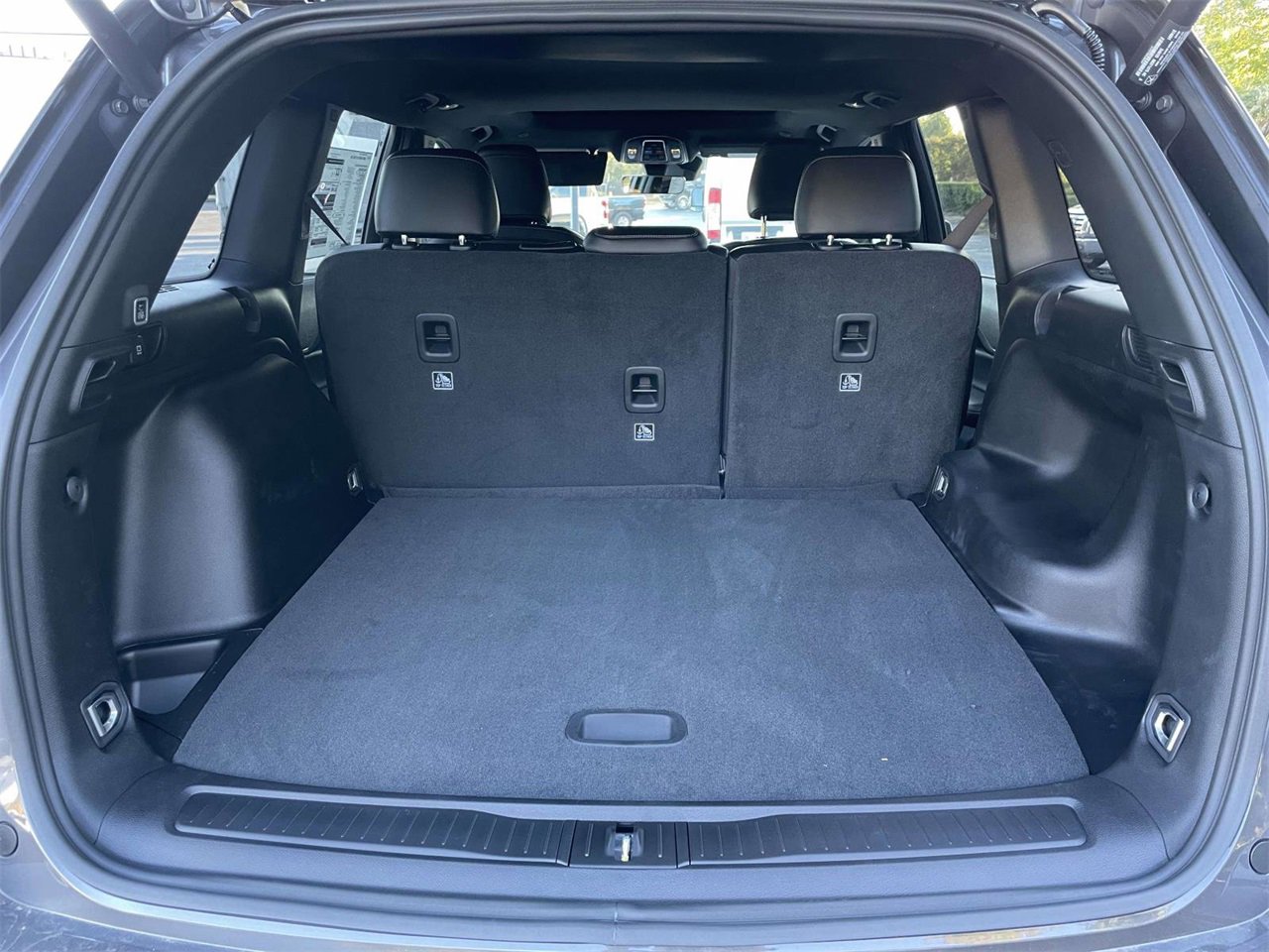 New 2025 Jeep Grand Cherokee Altitude image 30