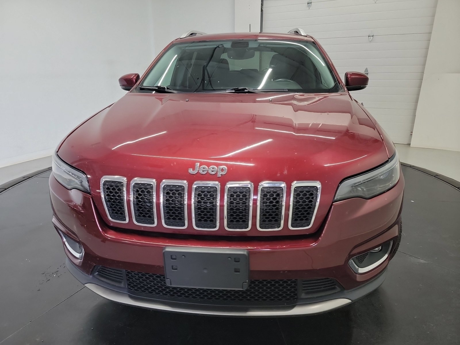 Used 2020 Jeep Cherokee Limited AWD/4WD image 2