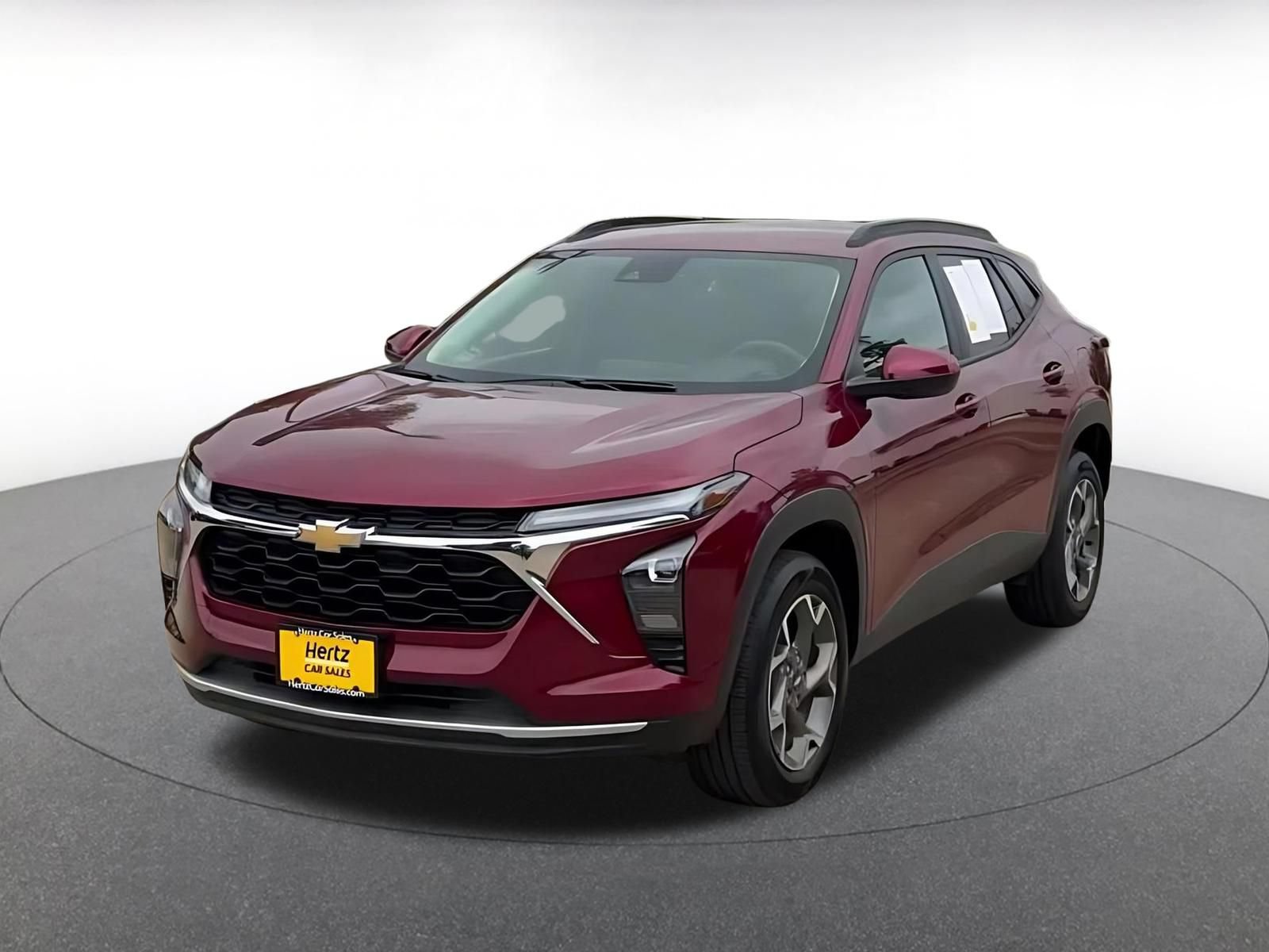 Used 2025 Chevrolet Trax LT FWD image 7